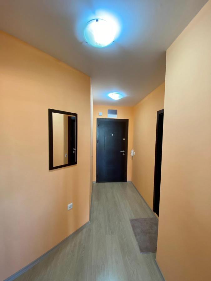 Cozy Apartment In The Center Of Primorsko Exteriér fotografie